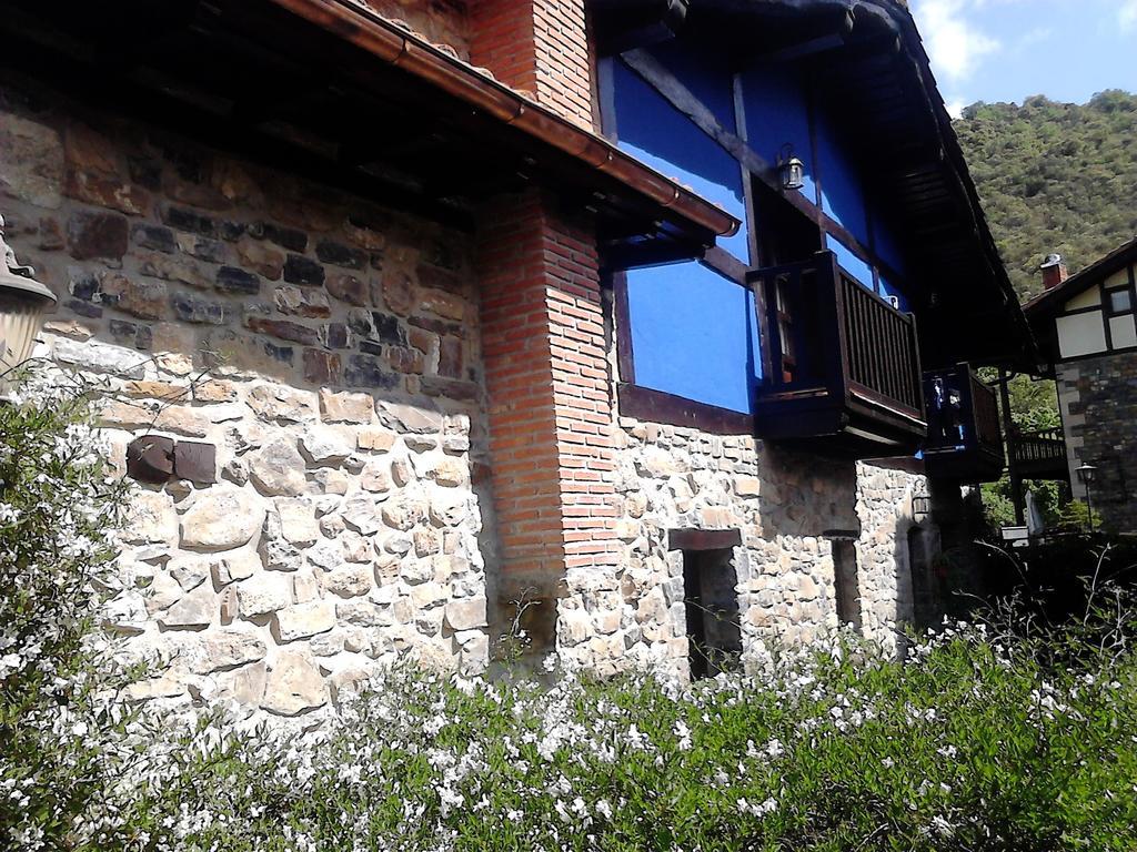 Camaleño Apartamentos Samelar מראה חיצוני תמונה