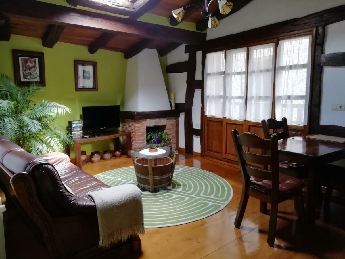 Camaleño Apartamentos Samelar מראה חיצוני תמונה
